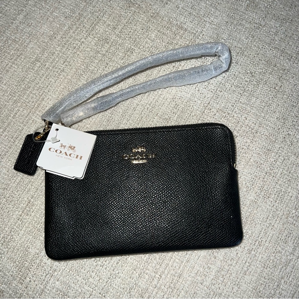 COACH Lil Black Wristlet NEW WITH TAGS